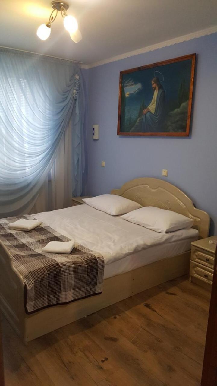 Zatishok Guest House Rakhiv Exterior photo