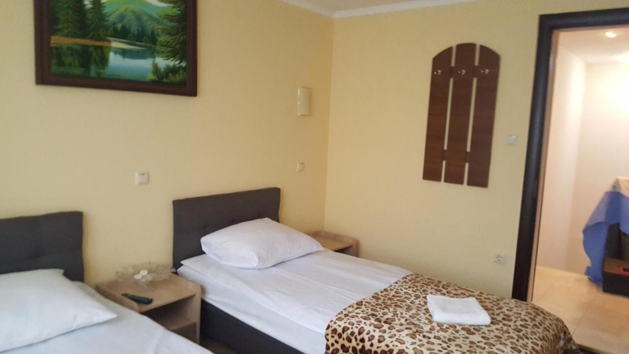Zatishok Guest House Rakhiv Exterior photo